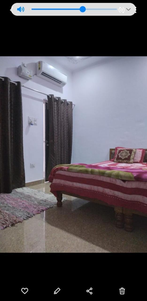 Happy Khajuraho Home Stay エクステリア 写真